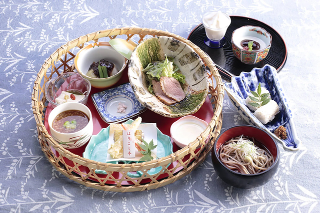 中棚荘 はりこし亭