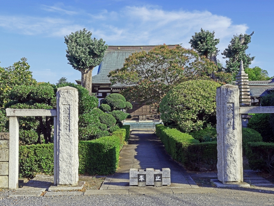 Ryugenji Temple (Tomb of Kondo Isami)