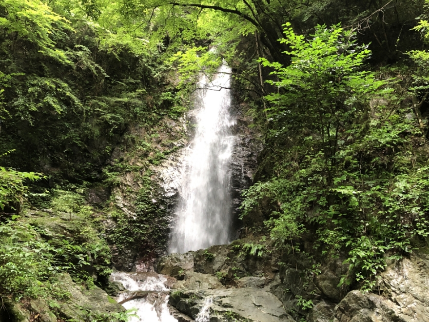 払沢の滝